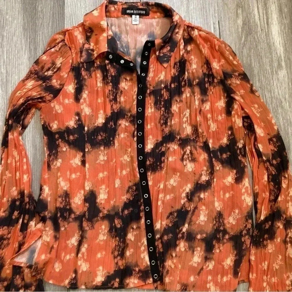 Urban Outfitters Semi Sheer Long Sleeve Top Flared Sleeves Casual Retro Frunky M - Picture 4 of 10